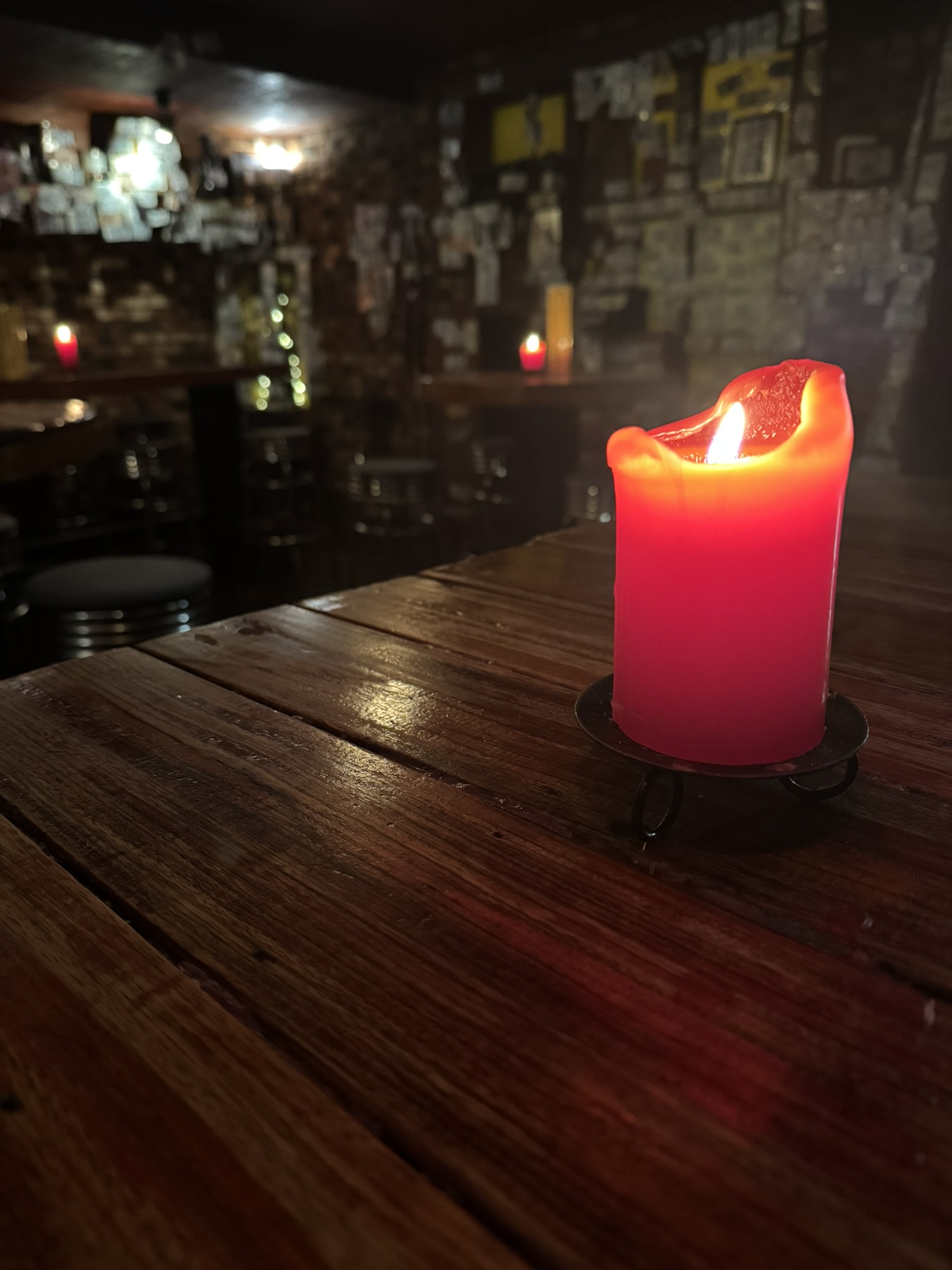 중후하고 고급스러운 느낌의 재즈바